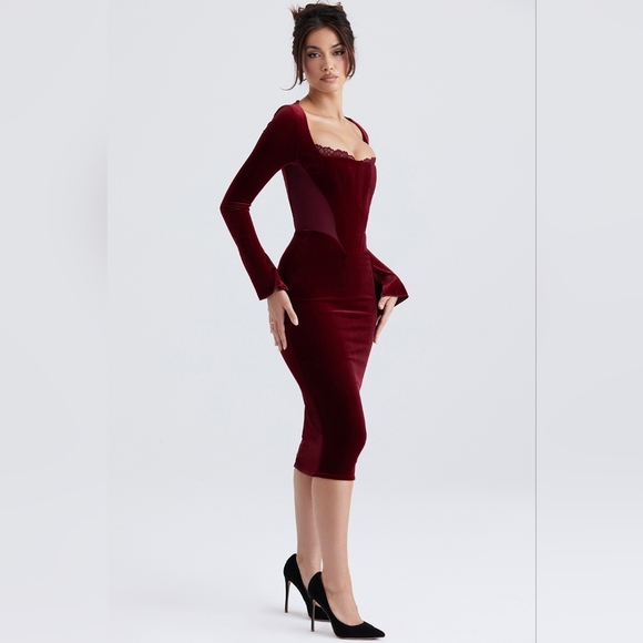 House Of CB Solaine wine red velvet corset dress Long Sleeve Midi S NWT - Picture 4 of 8
